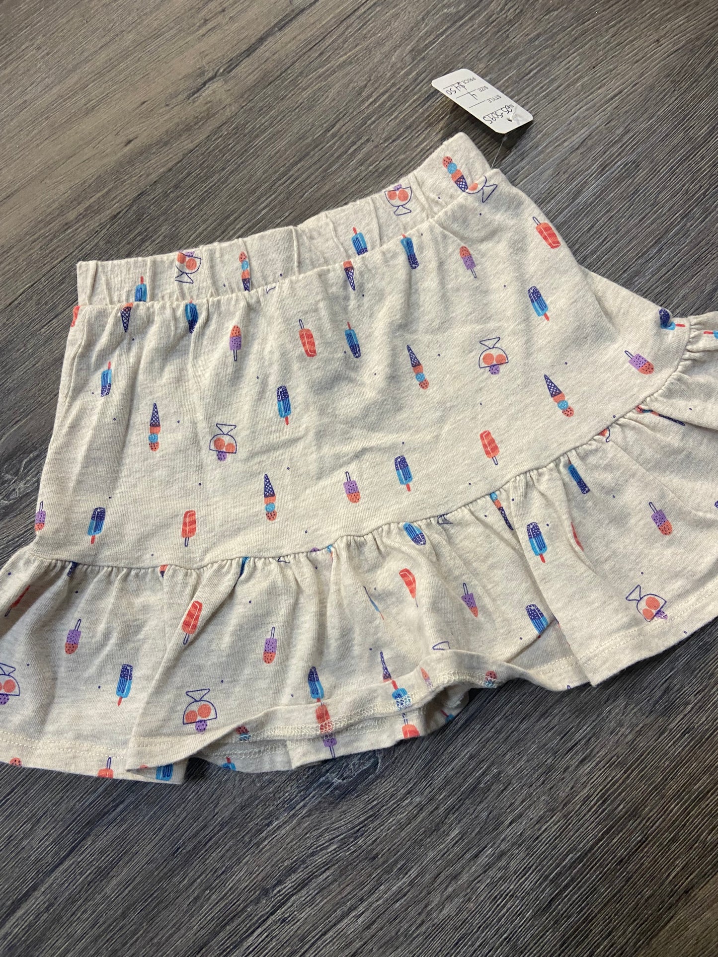 4 “Pekkle” Skort