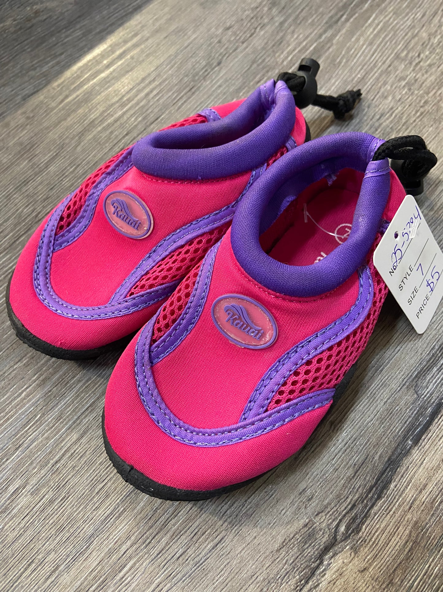 7 “Kauai” Water Shoes