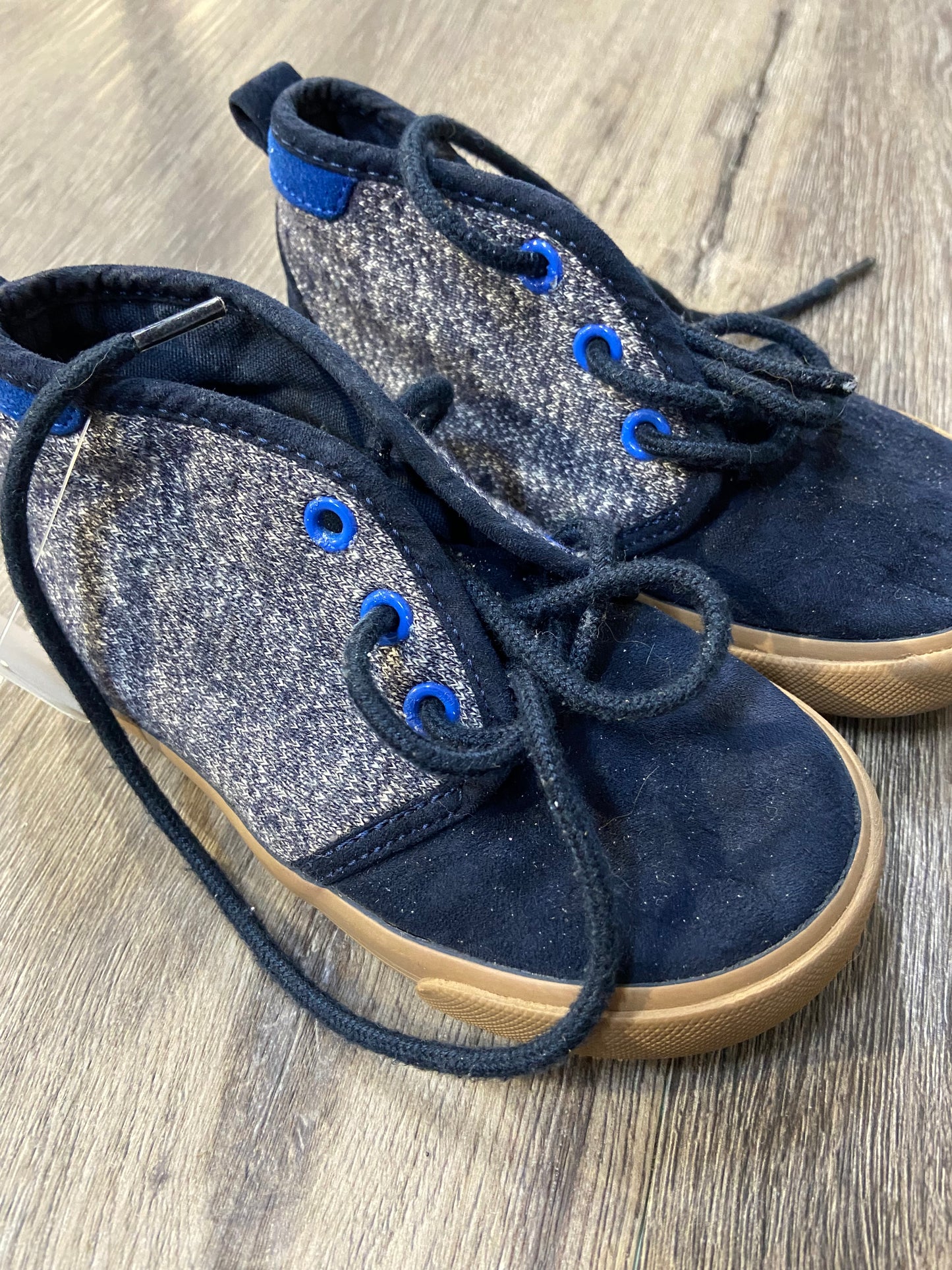 8 “Old Navy” Shoes