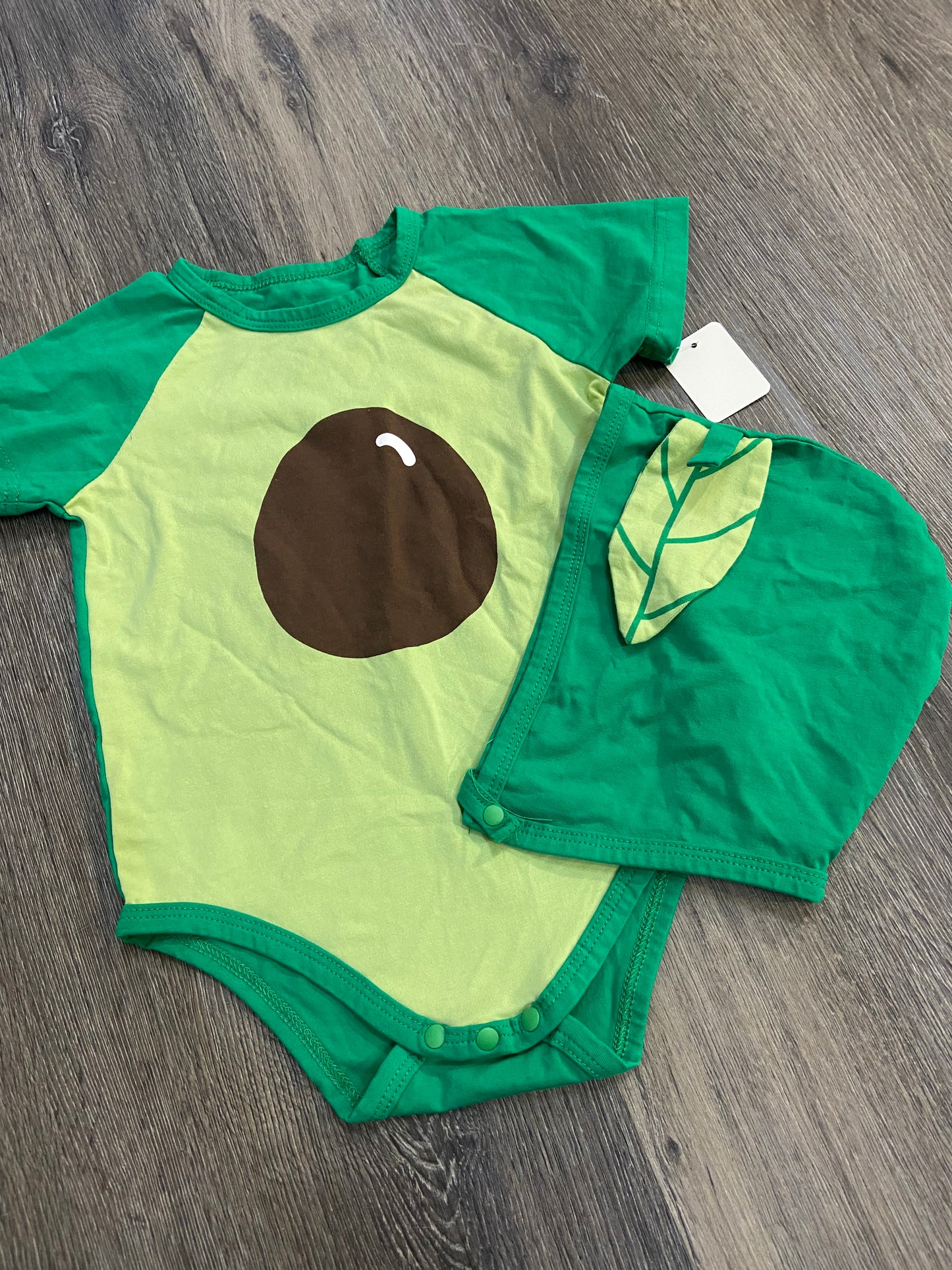 Size 90 (18-24 M) Onesie with Hat