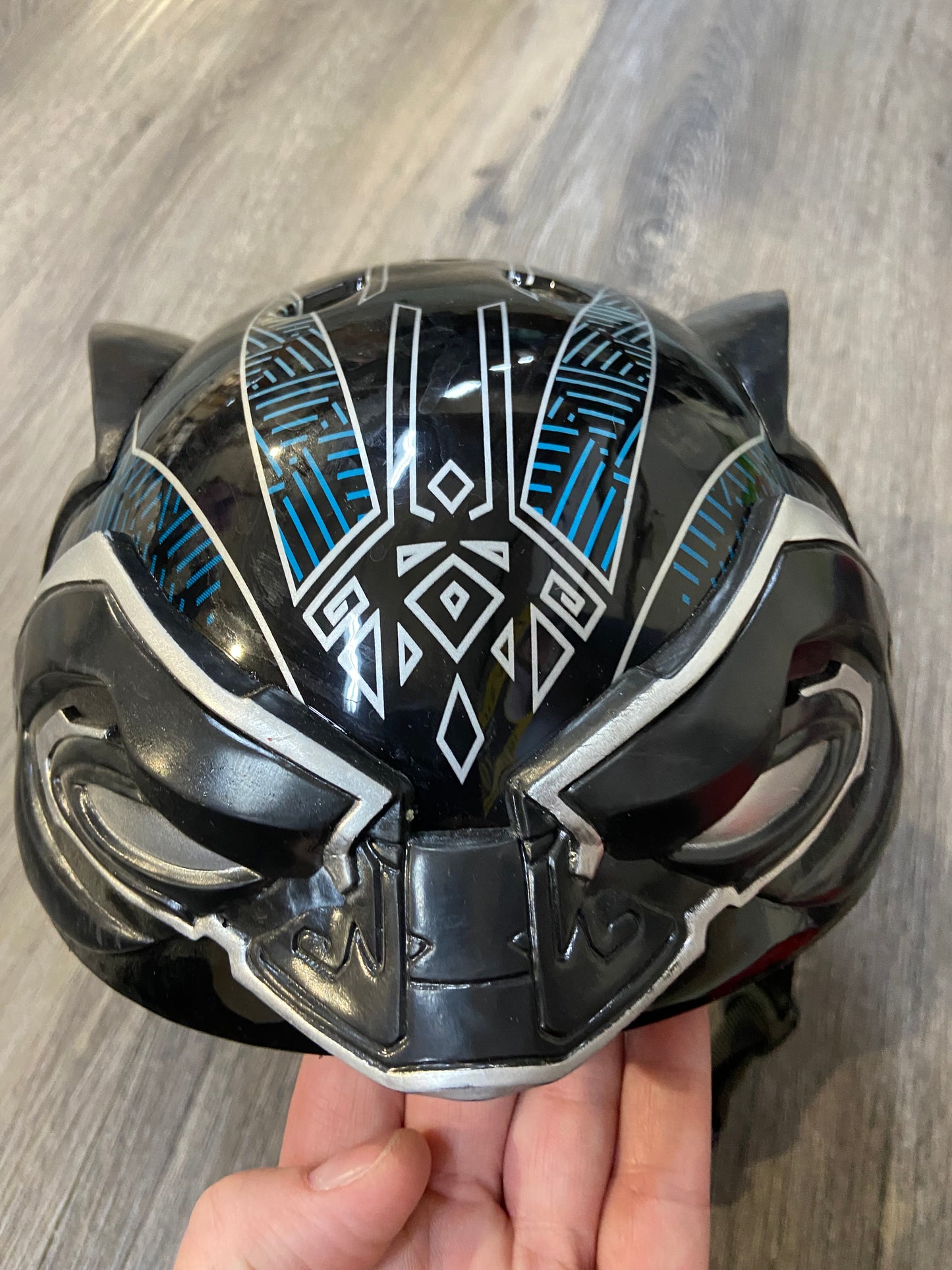 Sm. Ages 5 And Up Helmet