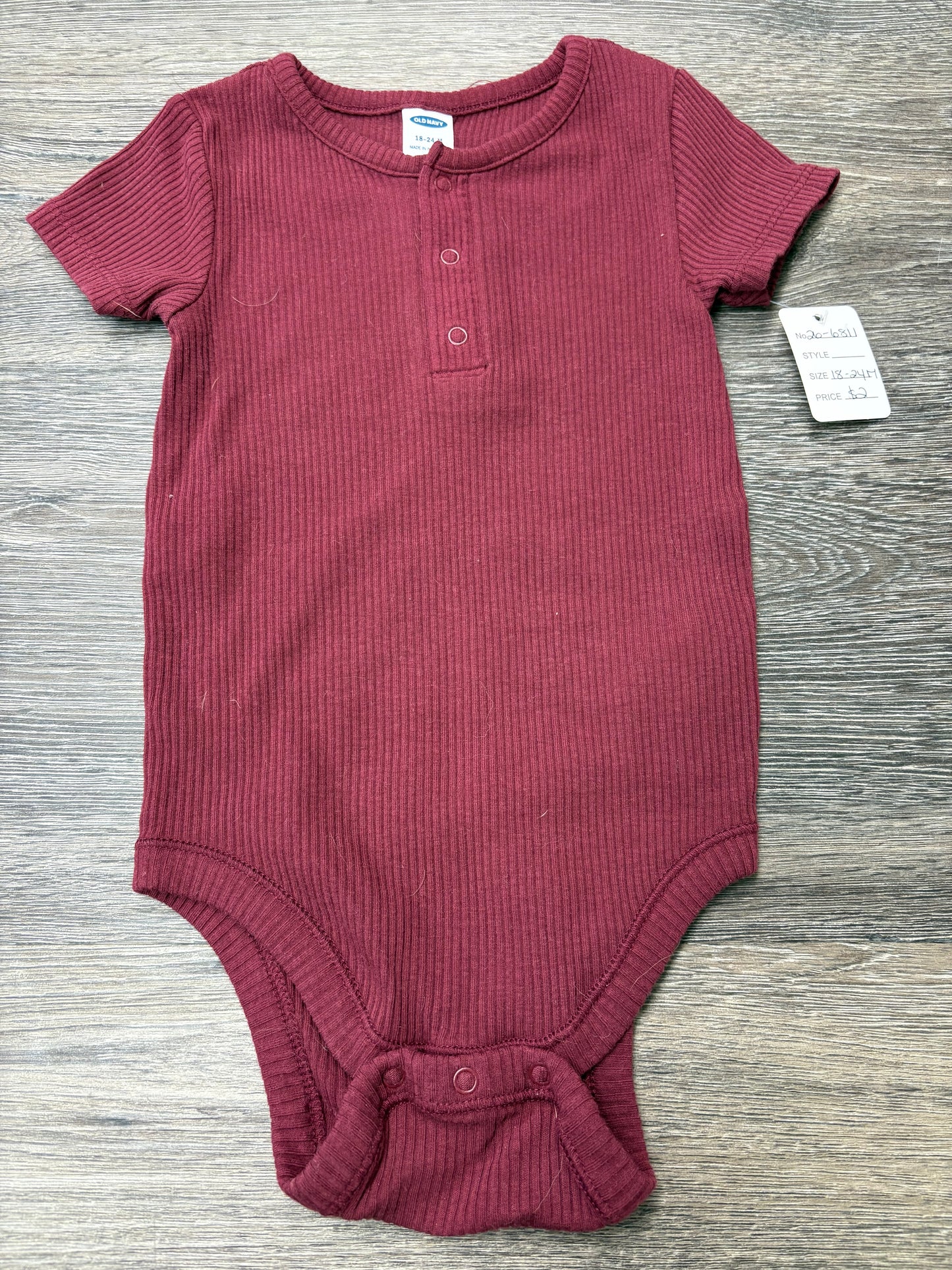 18-24 M “Old Navy” Onesie *LIKE NEW*