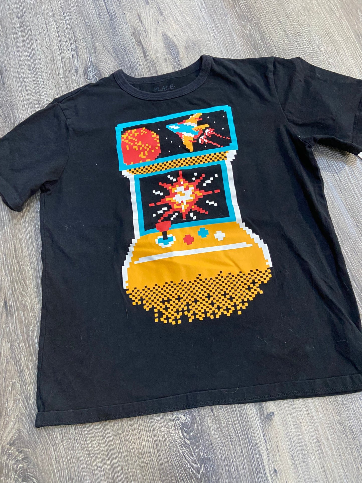L (10-12) “Children’s Place” T-shirt