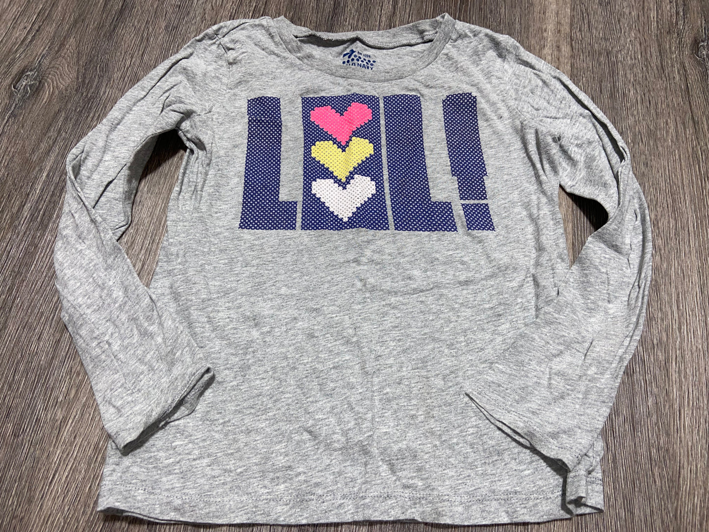M (8) “Old Navy” Top