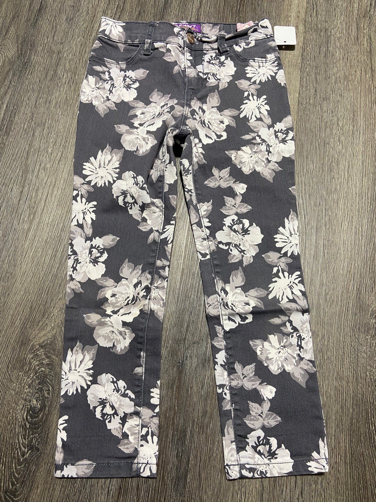 8 reg. “Old Navy” Rockstar Jeggings