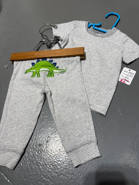 6 M “Carter’s” Set