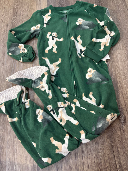 7 “Carter’s” Fleece One Piece *LIKE NEW*