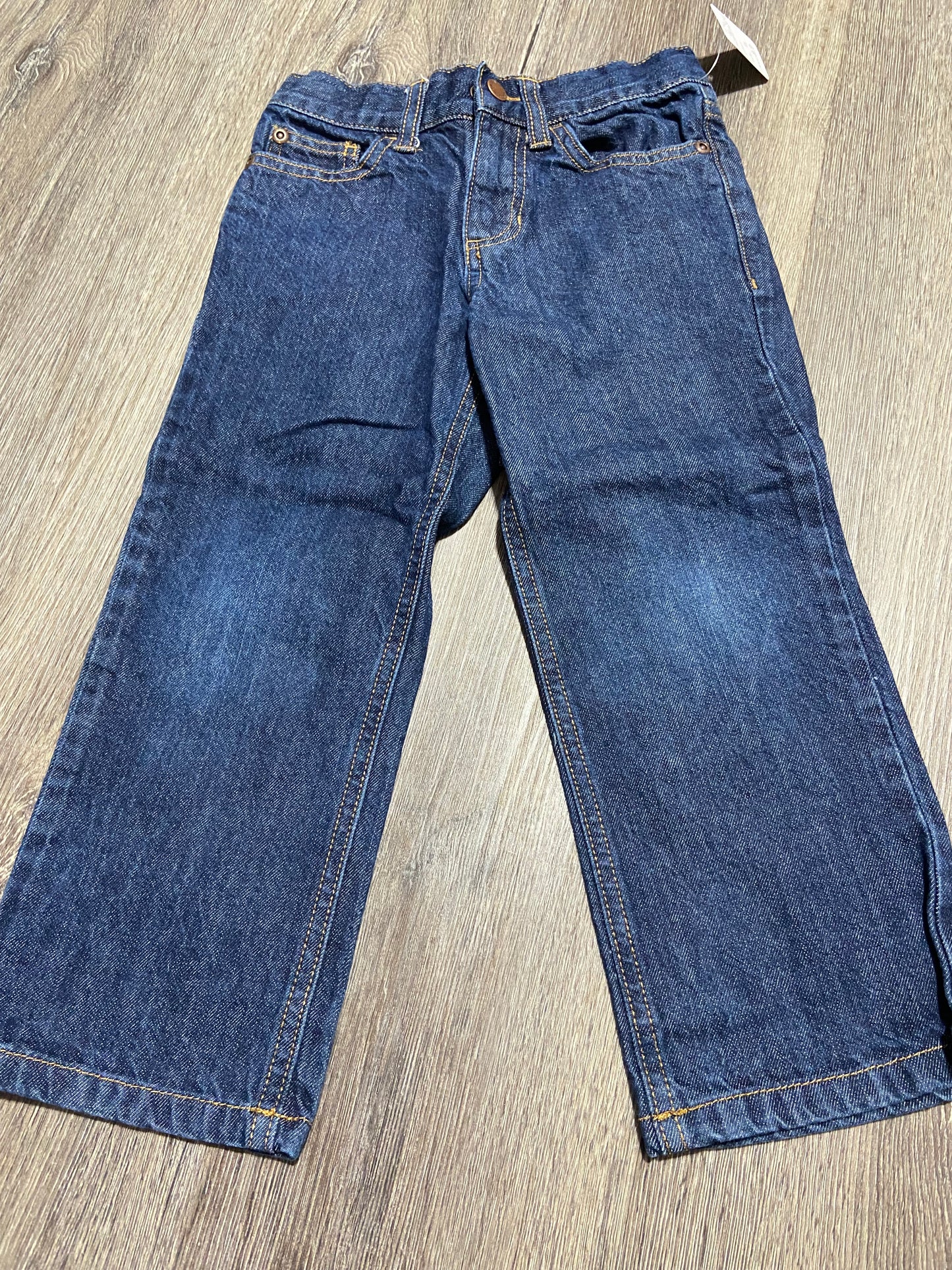 5 “Nevada” Jeans