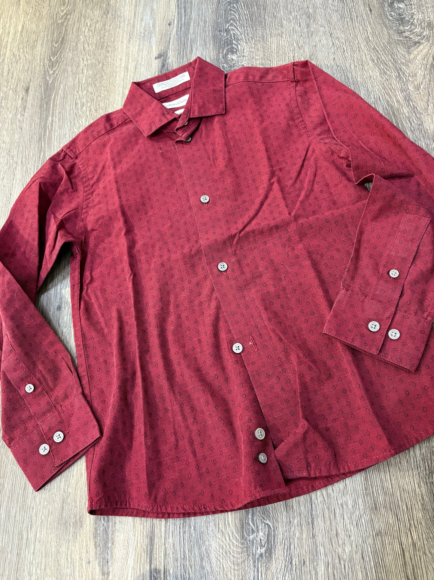 Lg (6) “Calvin Klein” Button Down