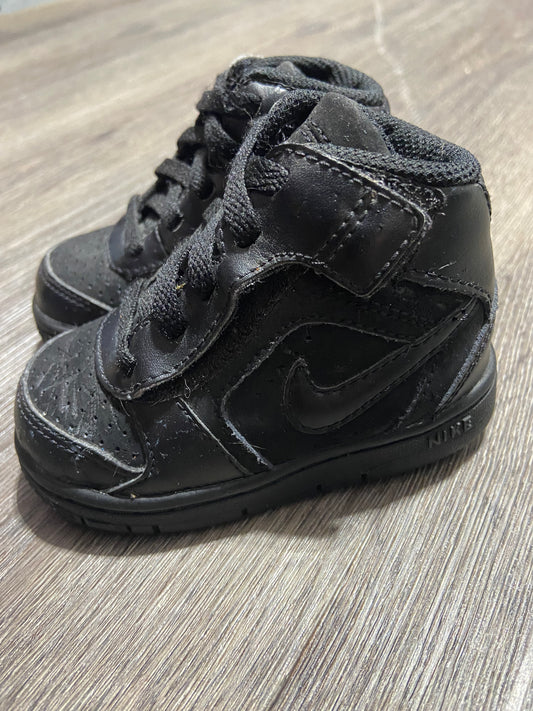 4c “Nike” High Tops