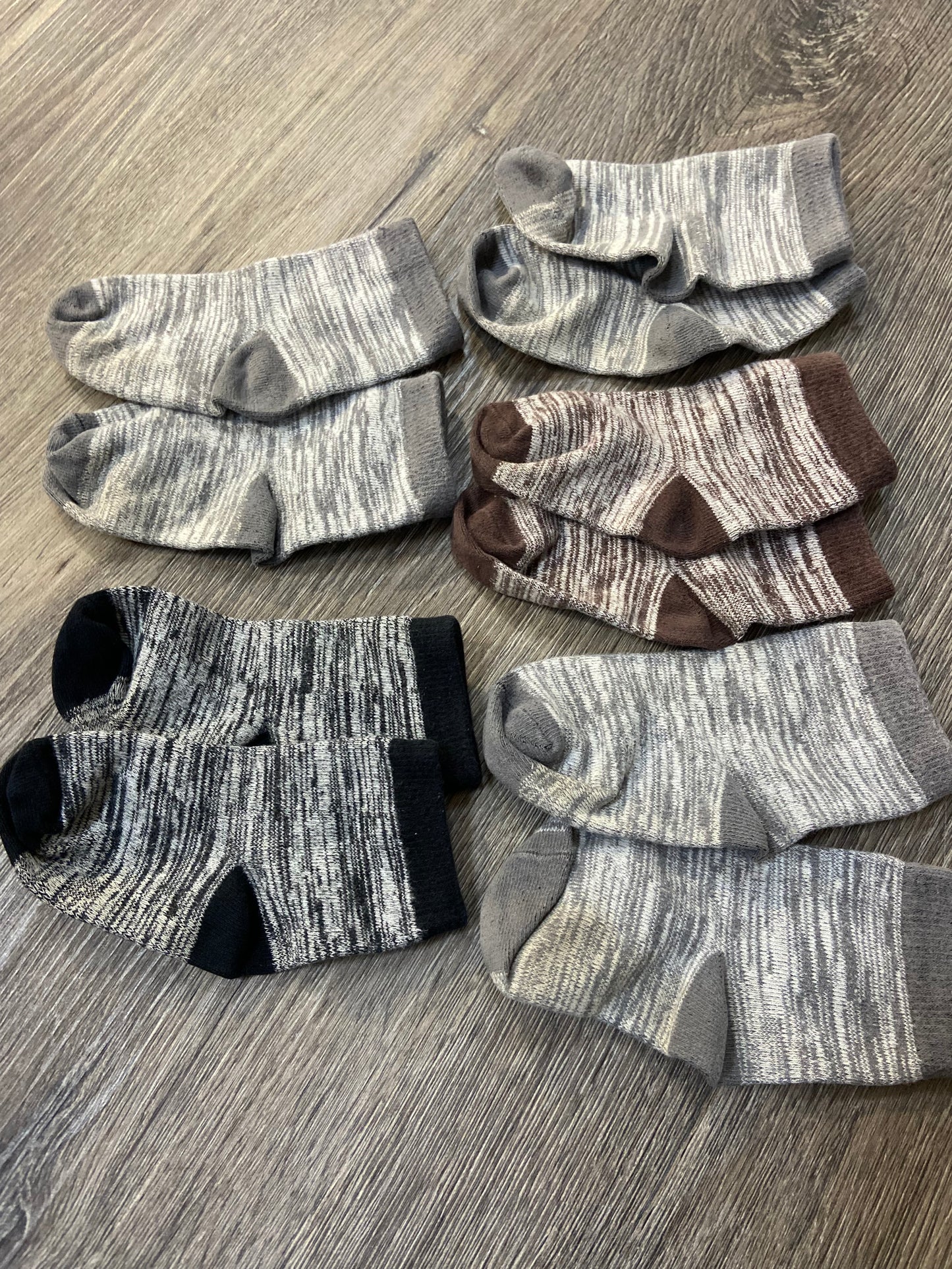 Approx. Size 5, 5 Pairs