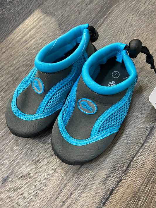 7 “Kauai” Water Shoes
