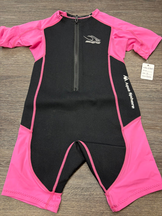 8 “Aquasphere Stingray” Wetsuit *NWOT*