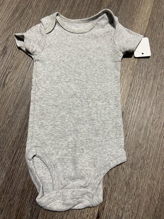 6 M “Carter’s” Onesie *LIKE NEW*