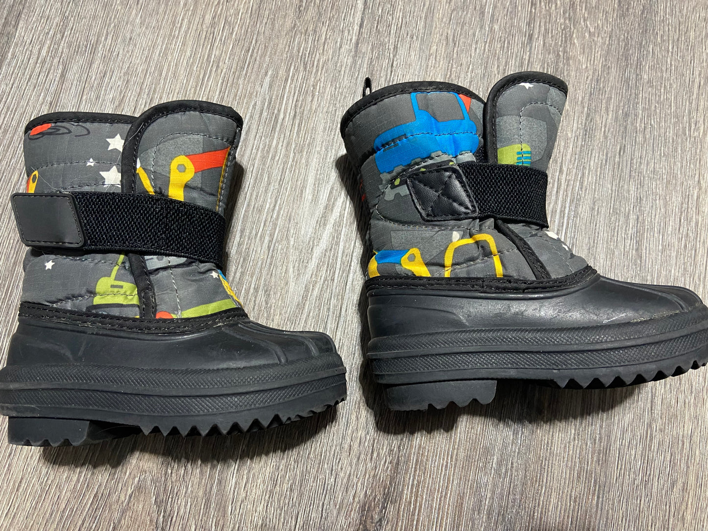 Size 5 “Children’s Place” Winter Boots