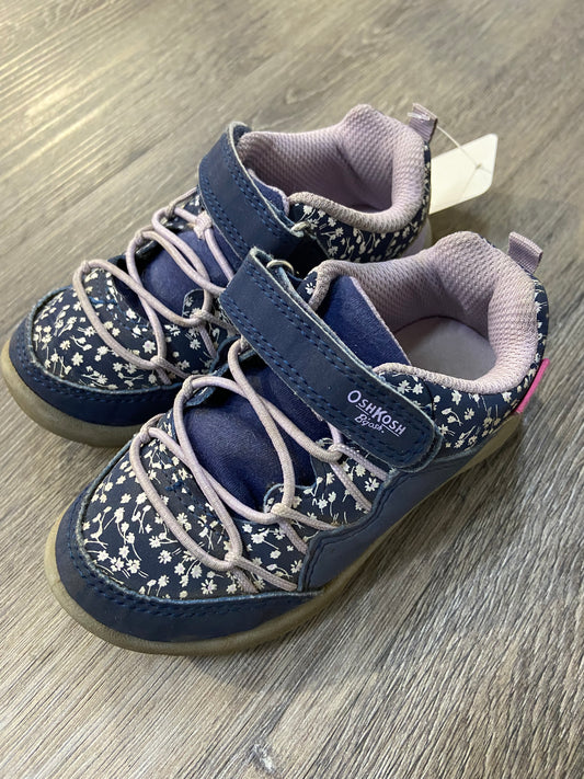 7 “Osh Kosh” Shoes