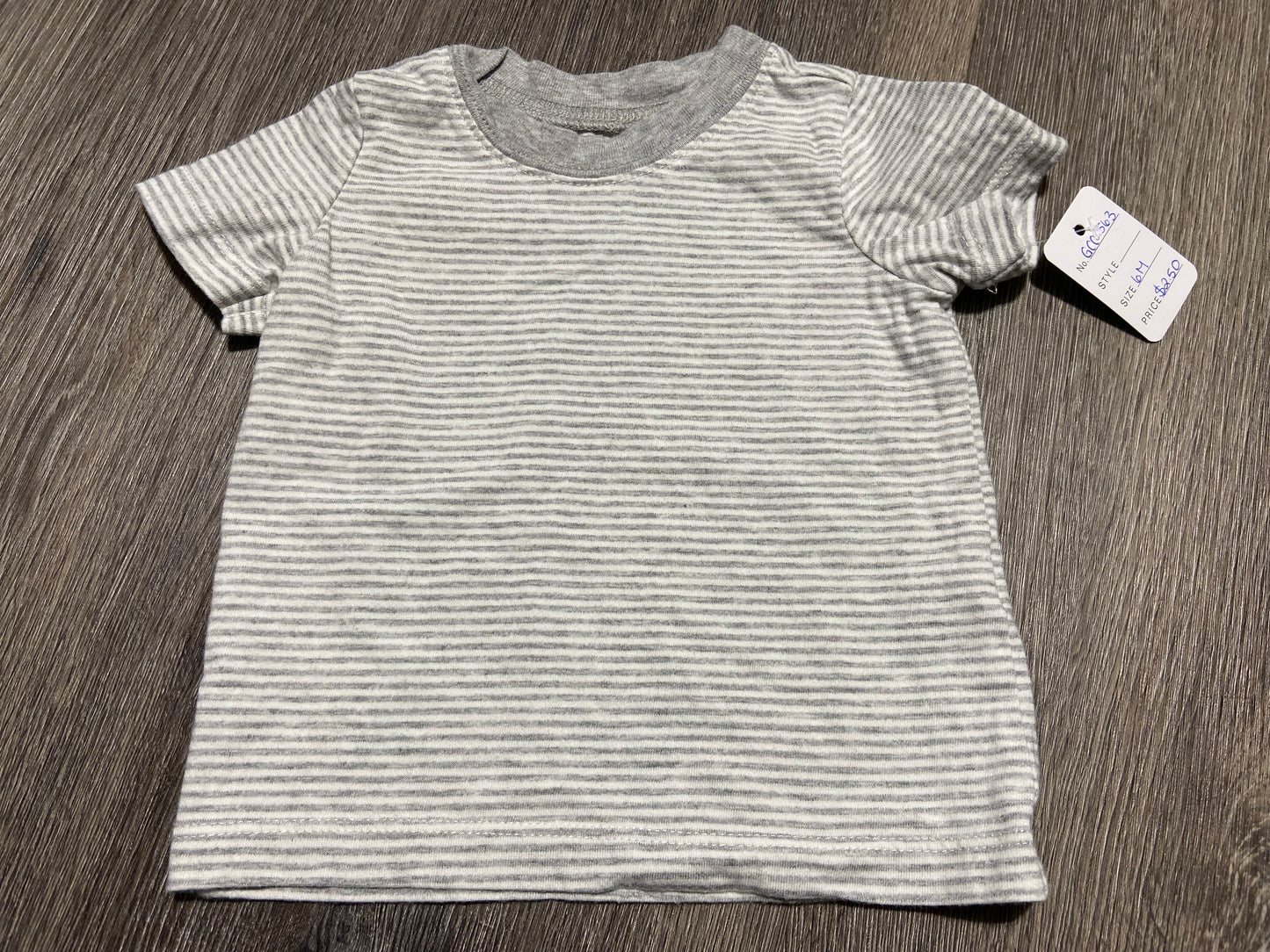 6 M “Carter’s” T-shirt