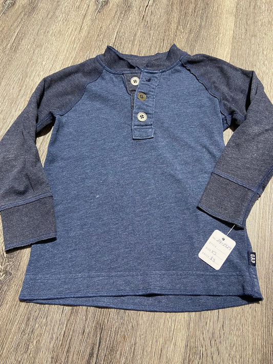 XS “Gap Kids” Shirt