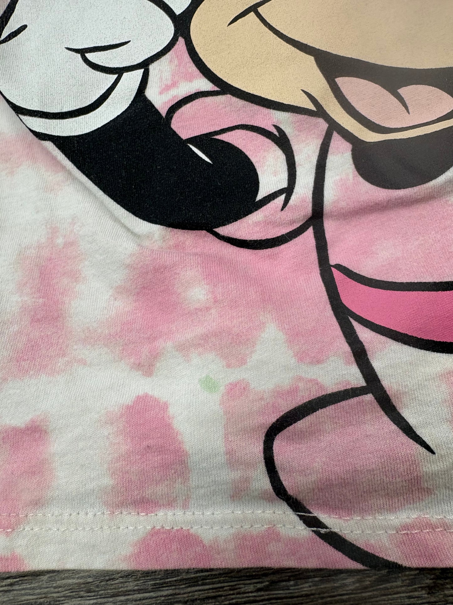 6X/7 “H&M” T-shirt *Small spot*