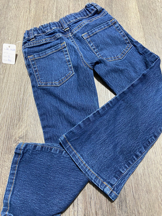 4 “Nevada” Jeans