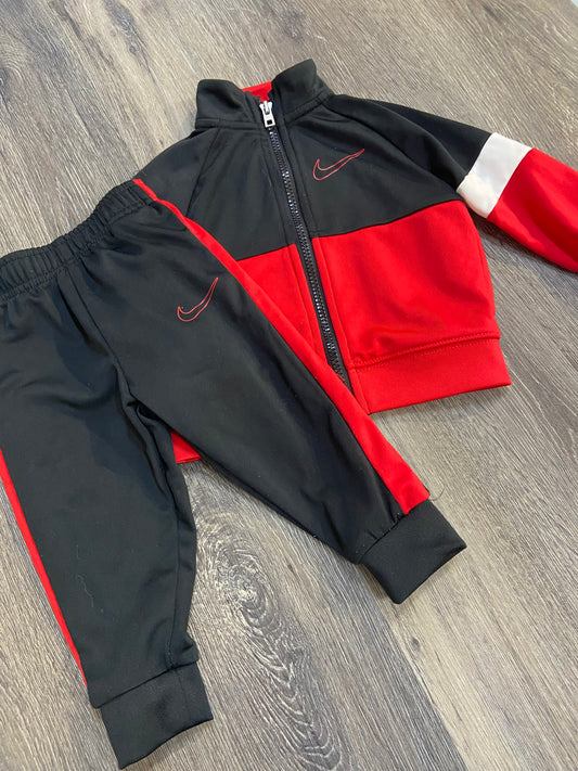 12 M “Nike” Set
