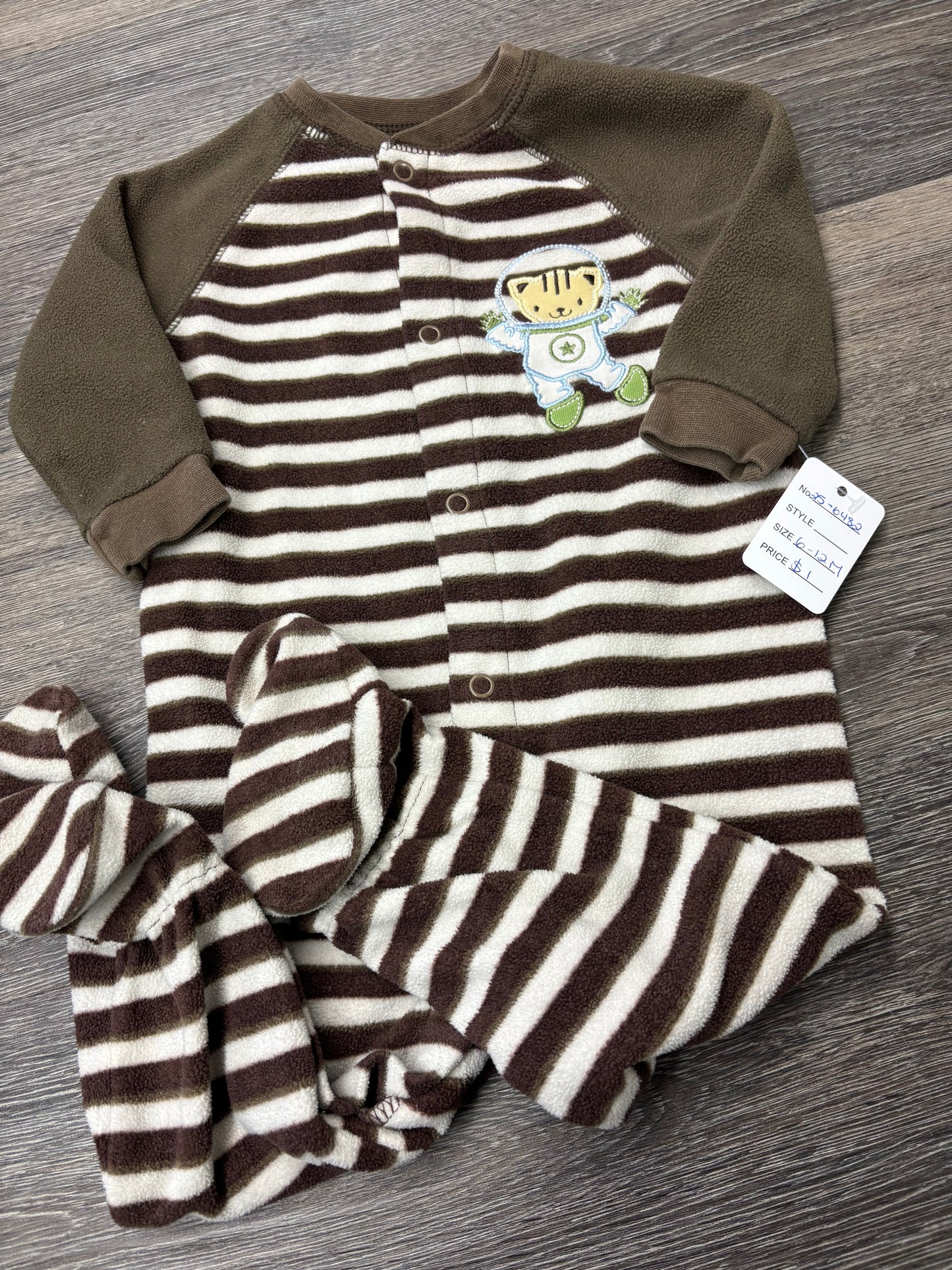6-12 M “Joe Fresh” Fleece Sleeper