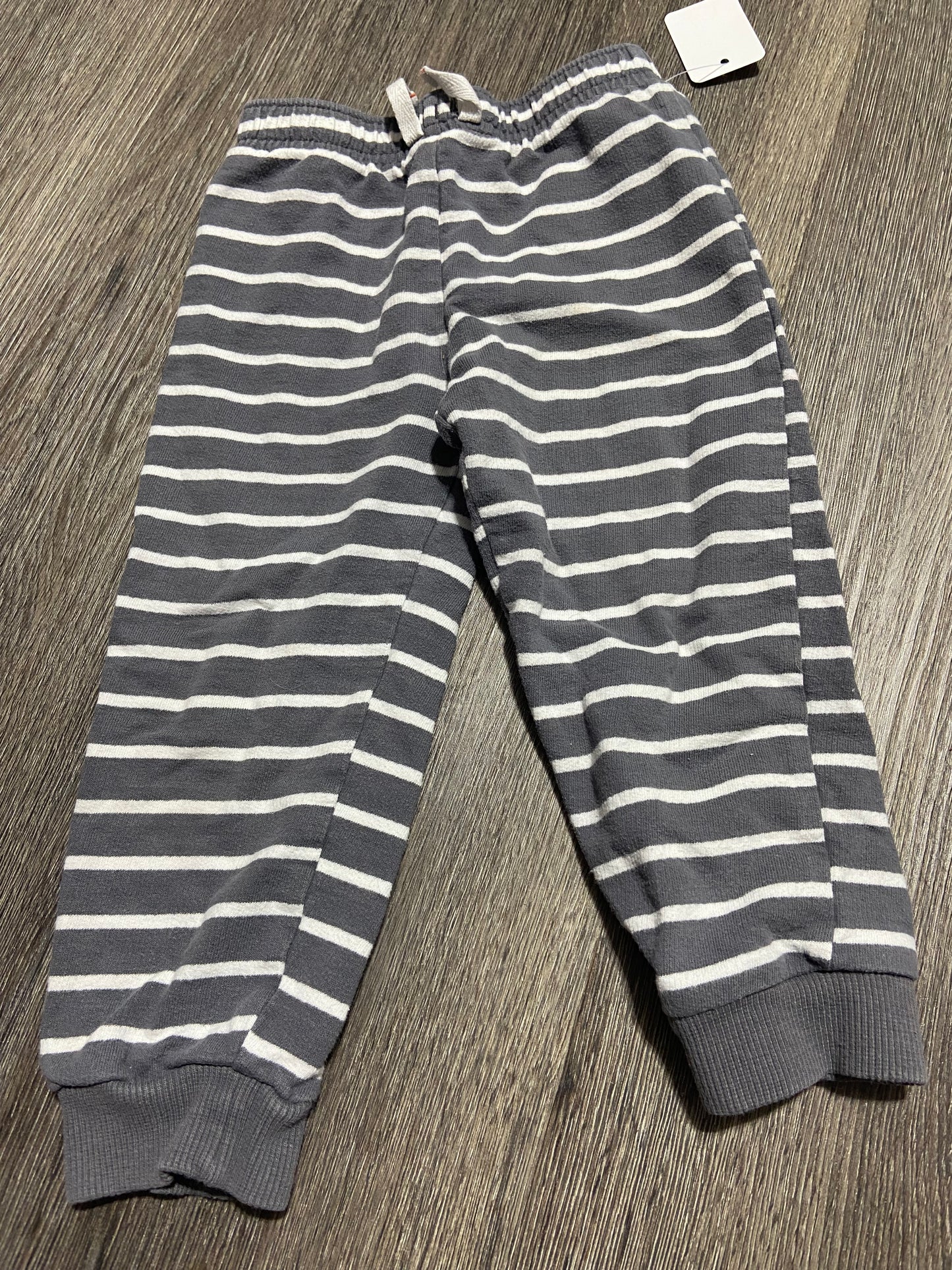 24 M “Carter’s” Pants