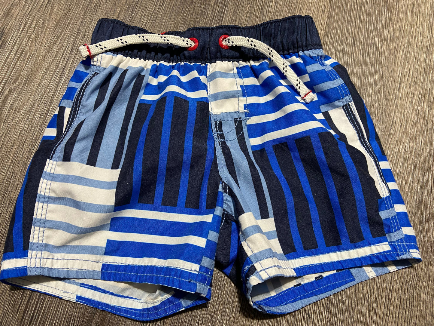 12-18 M “Baby Gap” Swim Shorts *LIKE NEW*