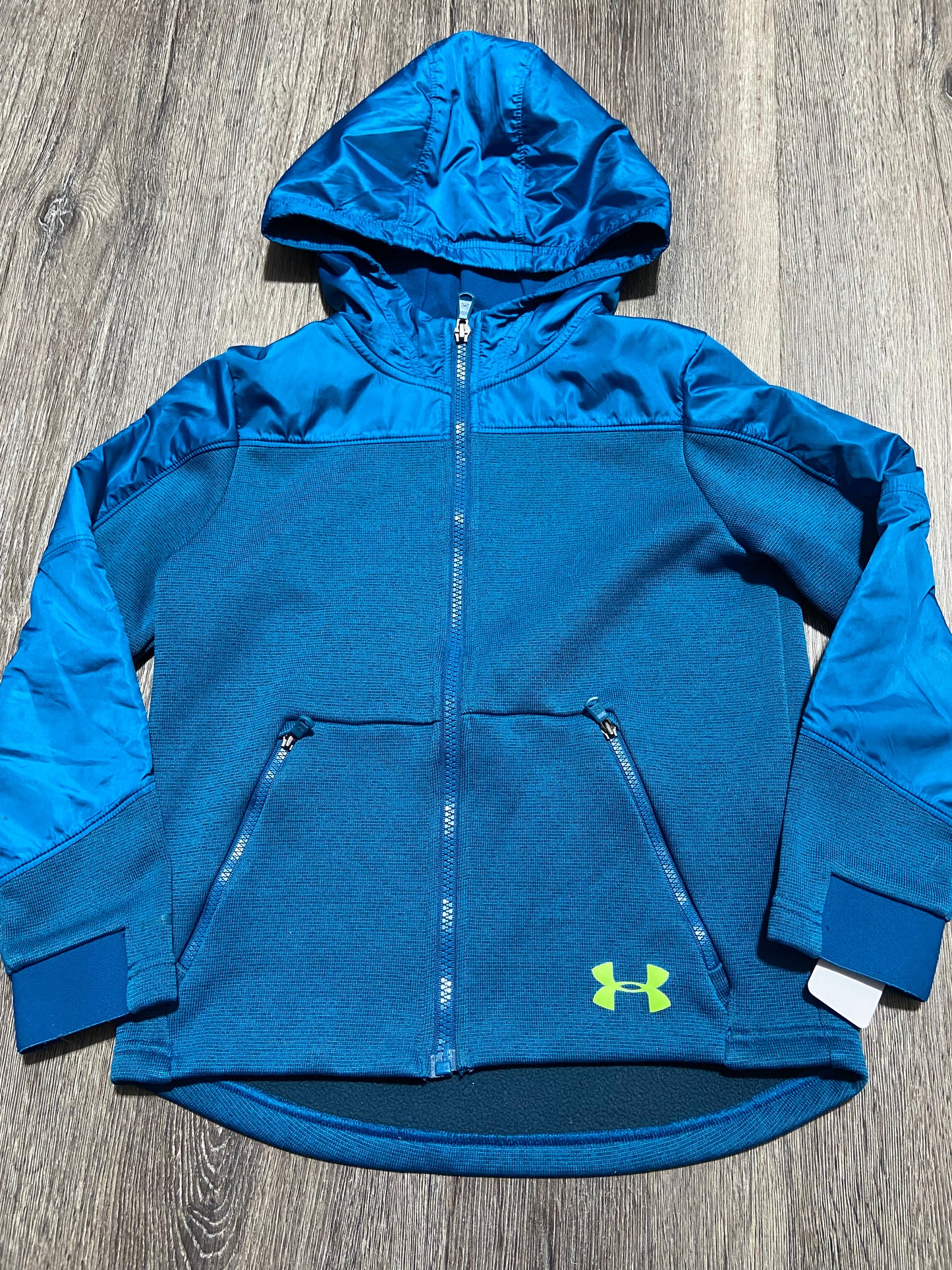 YXS “Under Armour” Jacket *LIKE NEW*