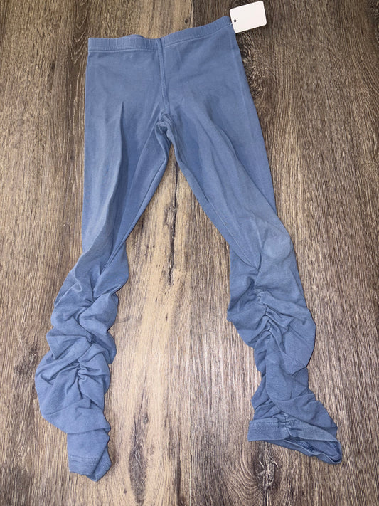 7 “Peekaboo Beans” Leggings