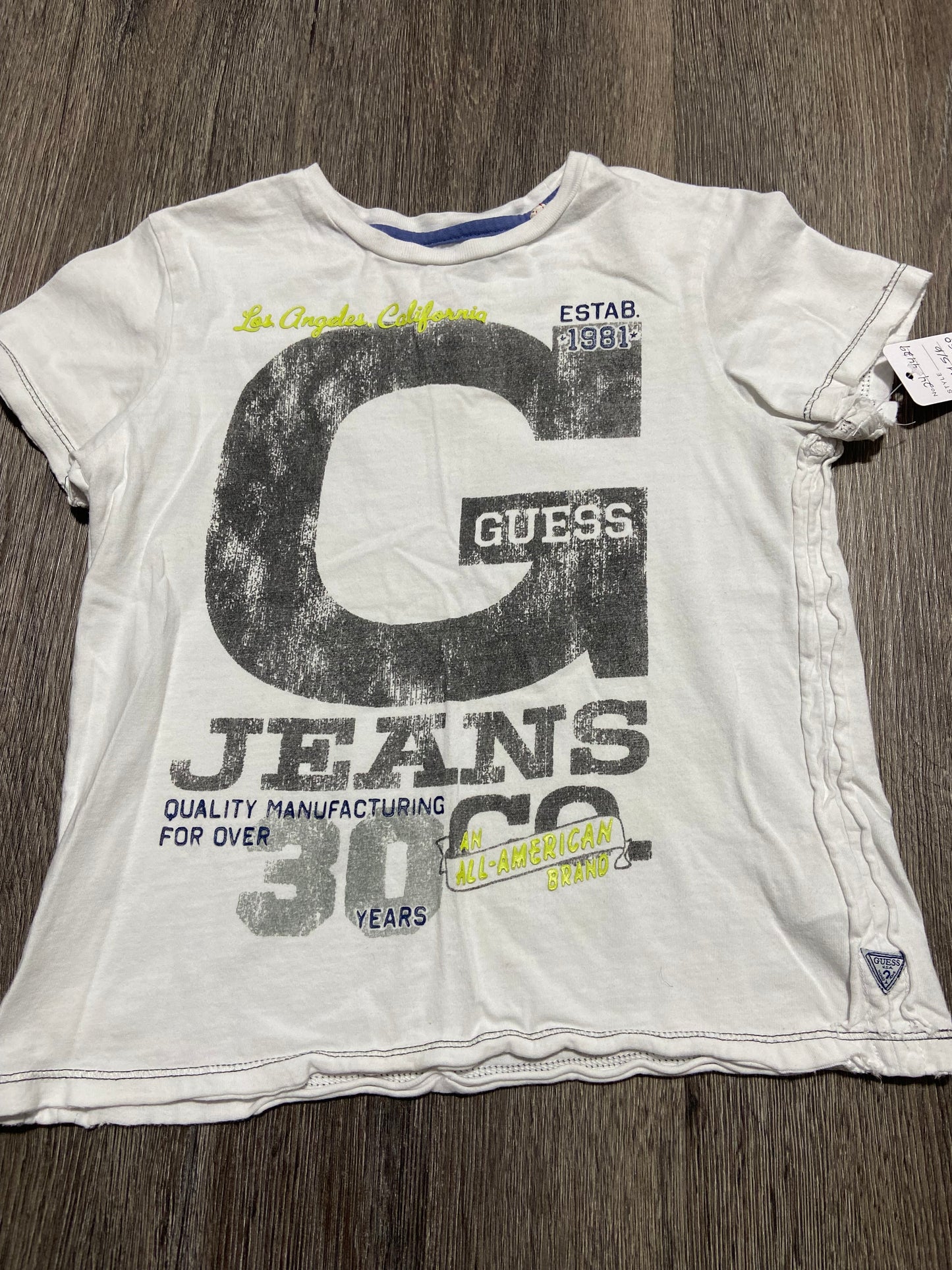 M (5/6) “Guess” T-shirt