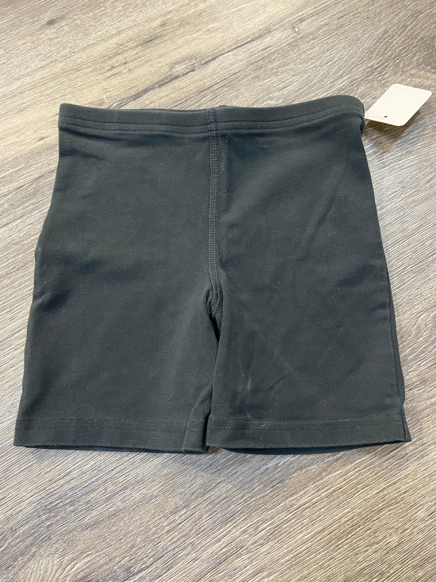 7 “Peekaboo Beans” Shorts