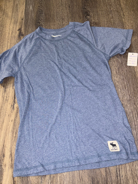 11/12 “Abercrombie” T-shirt