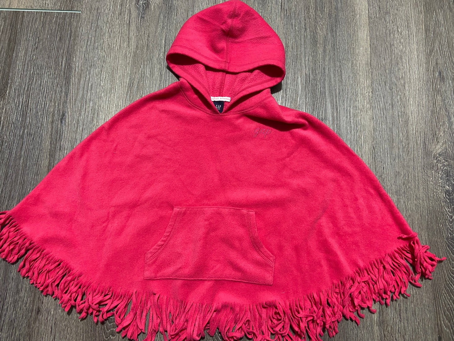 M (8) “Gap Kids” Fleece Shawl