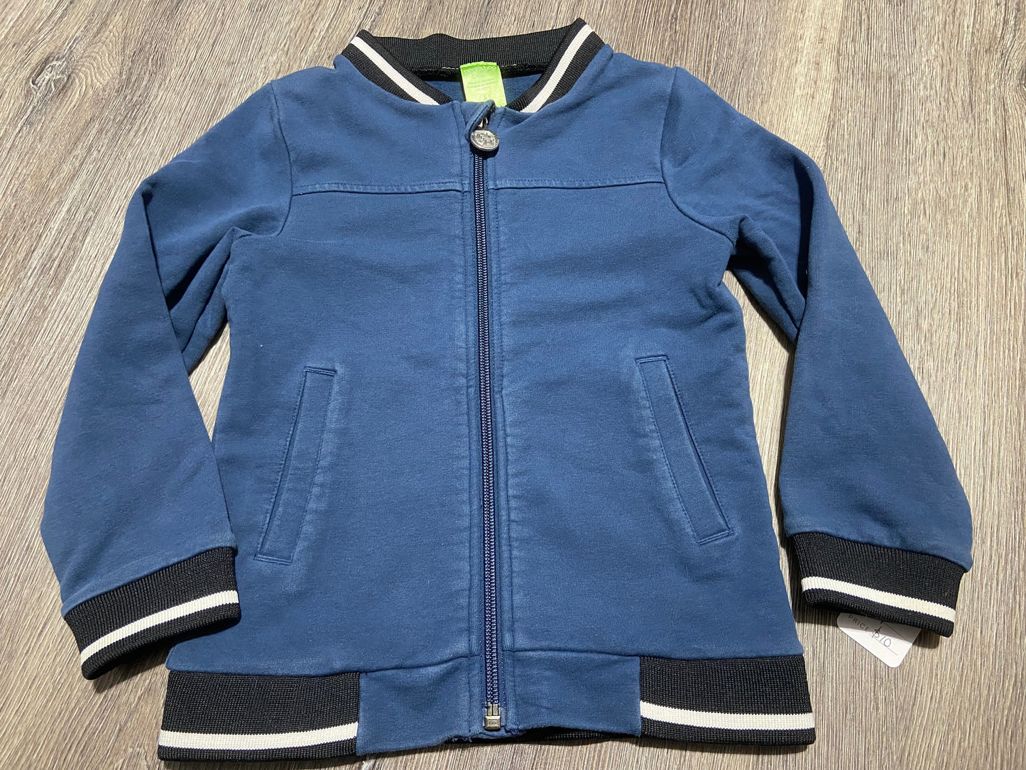 4 “Peekaboo Beans” Jacket