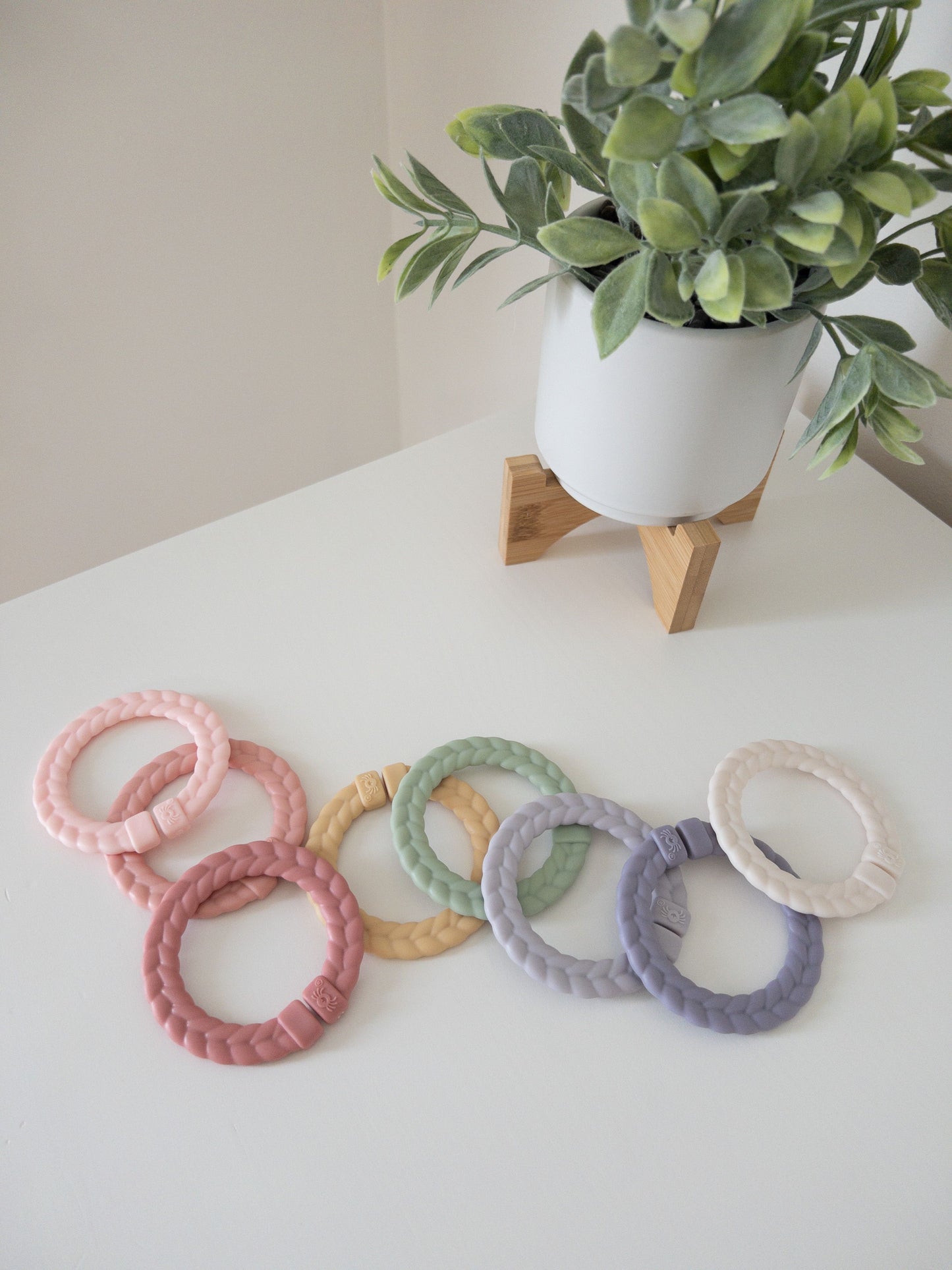 Bitzy Bespoke Itzy Rings Linking Ring Set- Pastel