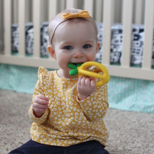 Bitzy Biter Teething Ball Baby Teether- Lemon